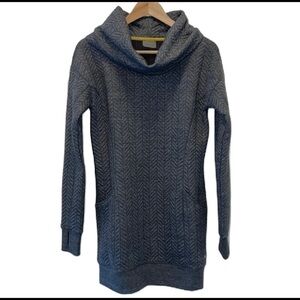 SzXS Shambhala quilted grey cowl neck cozy, after yoga sweater EUC